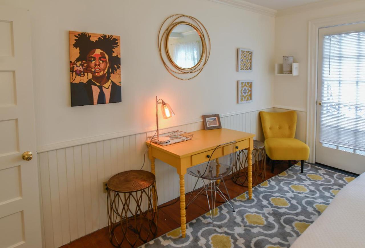 Narragansett House Bed & Breakfast Oak Bluffs Exterior foto