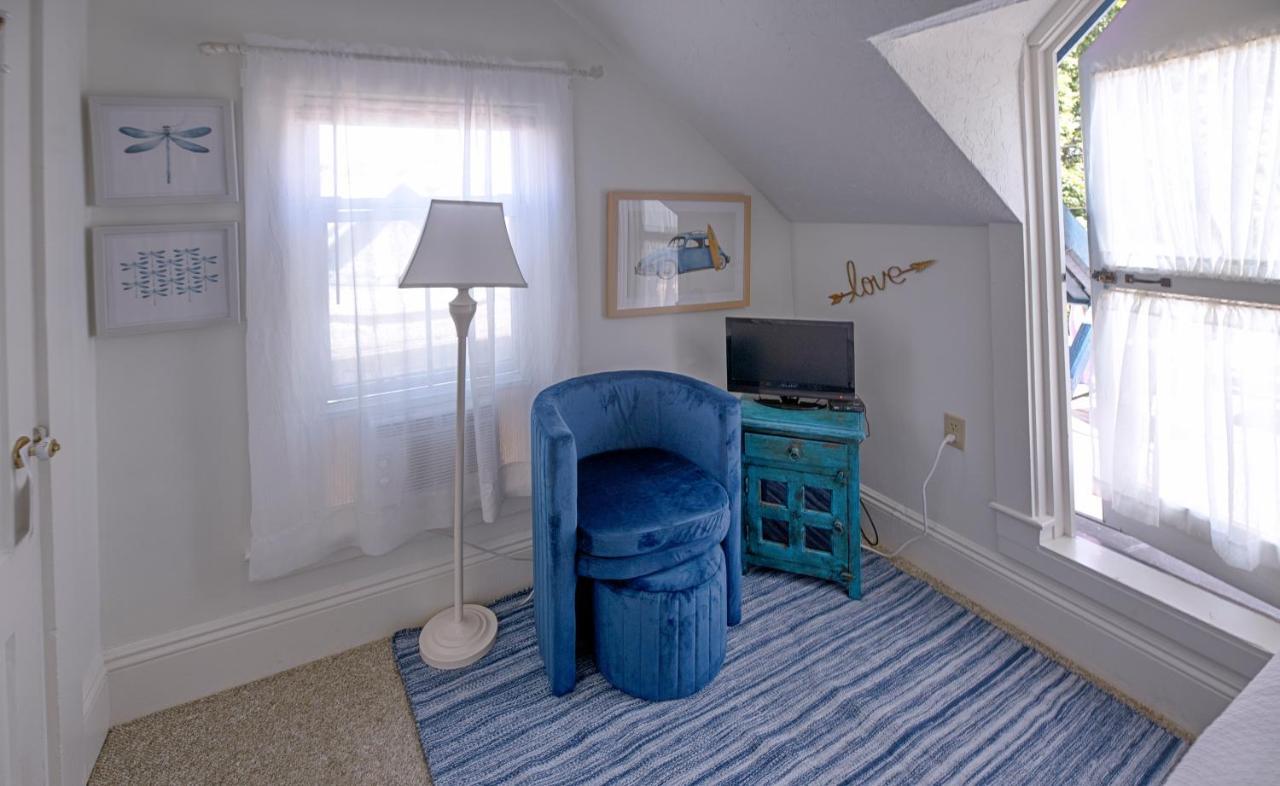 Narragansett House Bed & Breakfast Oak Bluffs Exterior foto