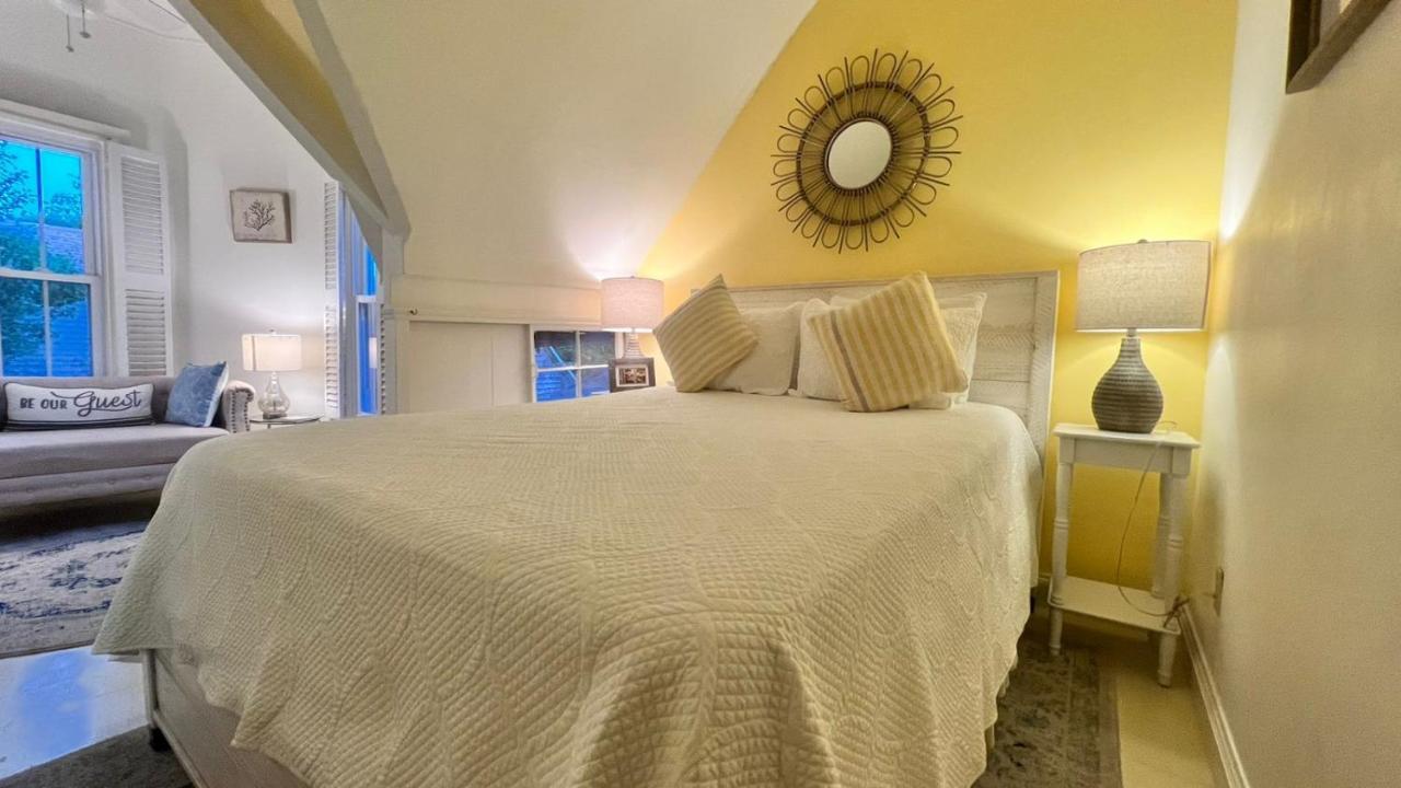 Narragansett House Bed & Breakfast Oak Bluffs Exterior foto