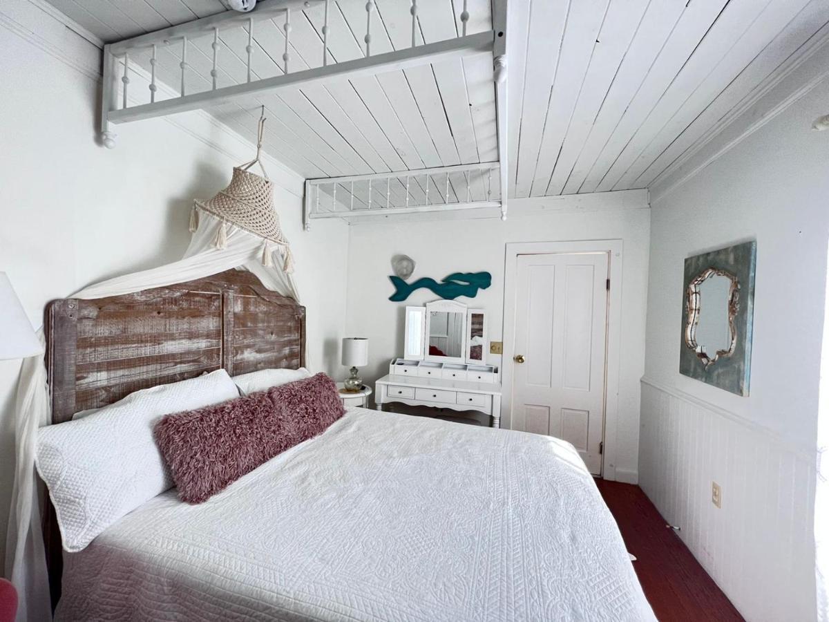 Narragansett House Bed & Breakfast Oak Bluffs Exterior foto