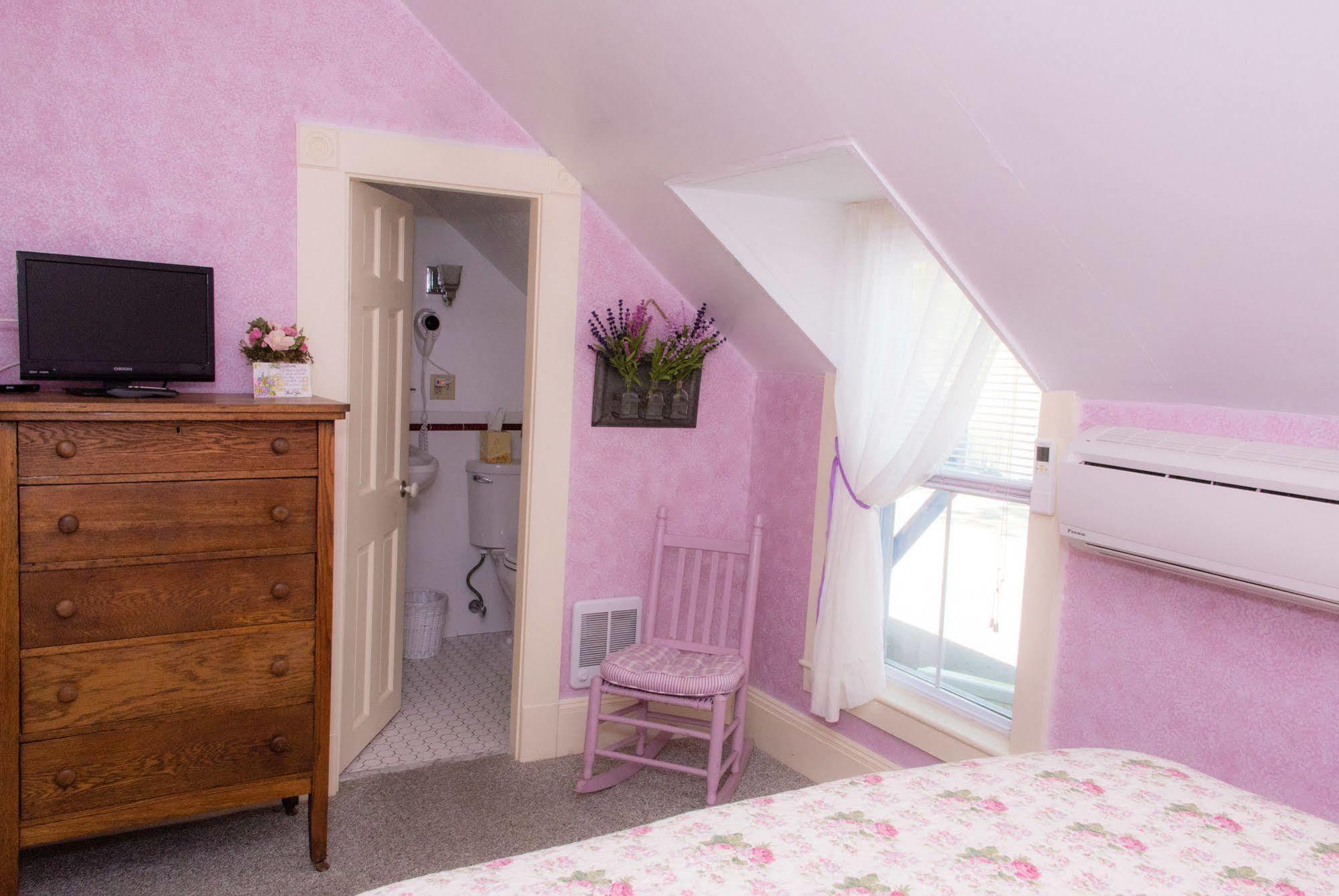 Narragansett House Bed & Breakfast Oak Bluffs Exterior foto